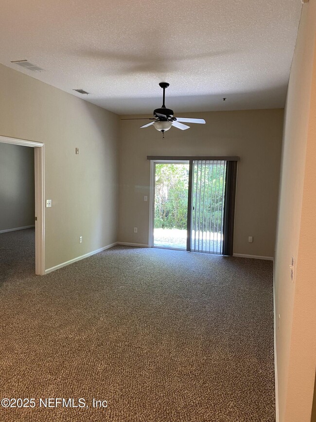 4251 Migration Dr in Jacksonville, FL - Building Photo - Building Photo