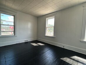 110 E Galbraith Rd in Cincinnati, OH - Building Photo - Building Photo