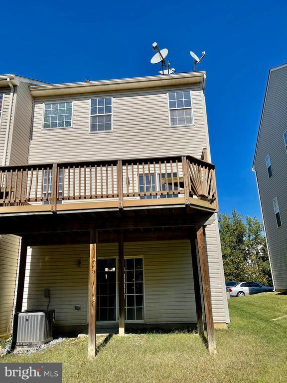 1047 Lily Way in Odenton, MD - Building Photo - Building Photo