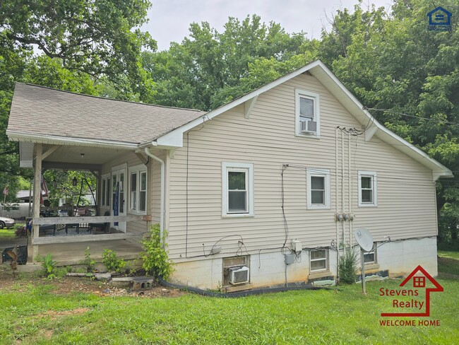 1364 Crescent Dr in Cookeville, TN - Building Photo - Building Photo