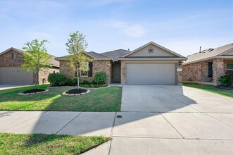 16717 Milwaukee St in Justin, TX - Building Photo - Building Photo