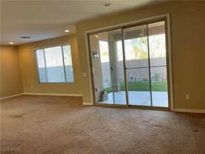 9584 Belmont Bay Ave in Las Vegas, NV - Building Photo - Building Photo
