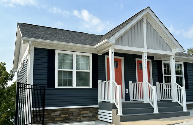 2312-A Belle Ave NE in Roanoke, VA - Building Photo - Building Photo