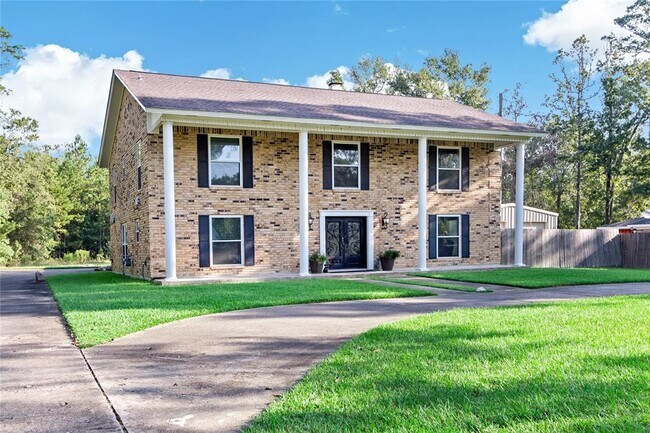 property at 450 Pinemont Dr