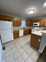 3891-3895 Ledyard St in West Lafayette, IN - Building Photo