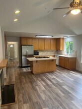 1245 Honeybrook Pl in Rohnert Park, CA - Building Photo - Building Photo