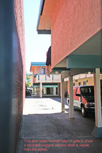 Casa Grande Village in Oakland, CA - Building Photo - Building Photo