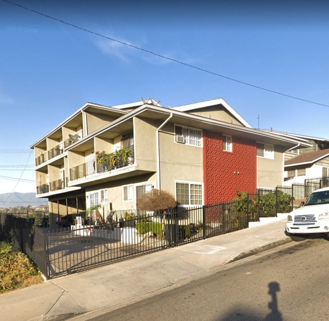 2716 Via Paseo, Unit 1