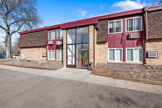 Verl-don Apartments in Westminster, CO - Foto de edificio - Primary Photo