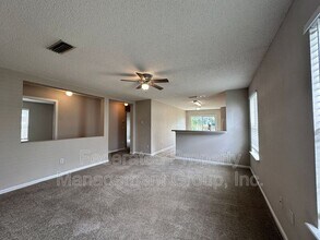 2113 Fresco Dr in Middleburg, FL - Building Photo - Building Photo