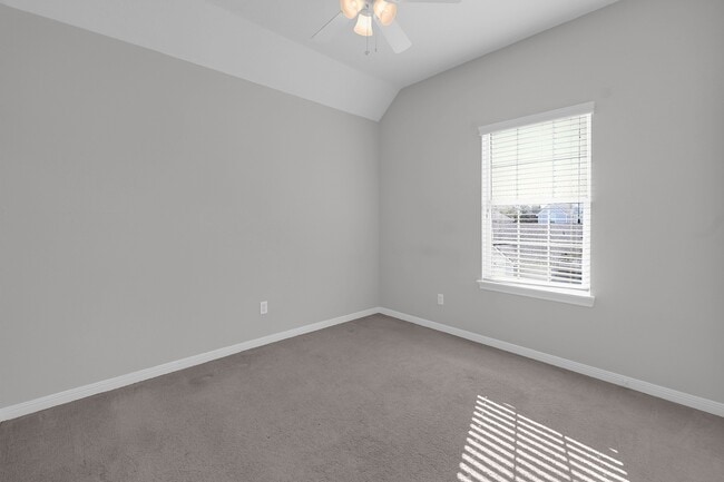 property at 135 Binnacle Ct