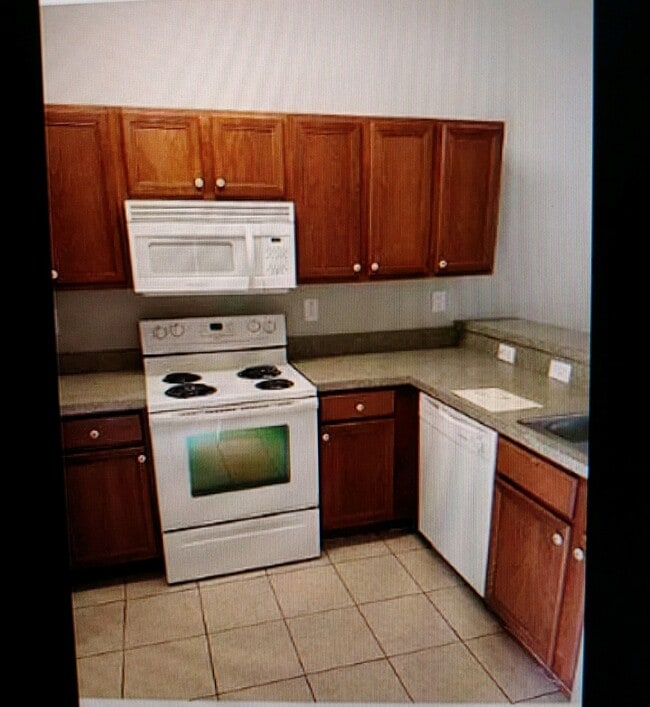 7843 W Solar Plz in Homosassa, FL - Building Photo - Building Photo