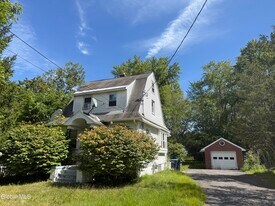 42 Cordell Rd in Schenectady, NY - Building Photo