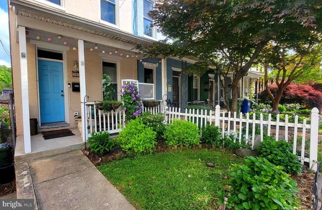 property at 2057 Druid Park Dr