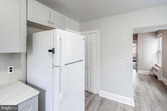 243 Conover St in Burlington, NJ - Building Photo - Building Photo