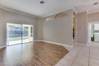 14185 Greentree Dr in Wellington, FL - Foto de edificio - Building Photo