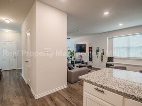 5632 Shore Point Trl in Fort Worth, TX - Building Photo - Building Photo
