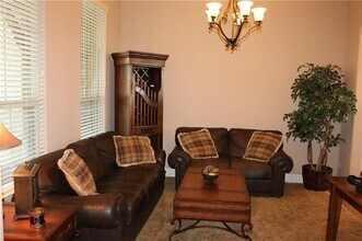 1604 E Hickory Hill Rd in Argyle, TX - Building Photo - Building Photo