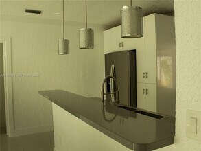 1211 W 34th St in Hialeah, FL - Building Photo - Building Photo