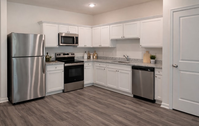 480 Colchester Ct in Moncks Corner, SC - Building Photo - Building Photo