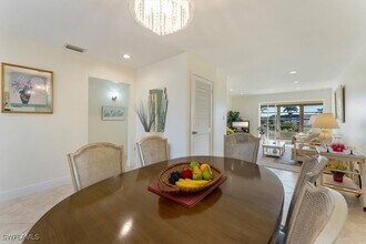 315 St Andrews Blvd in Naples, FL - Foto de edificio - Building Photo