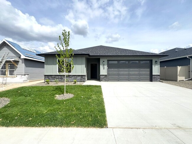 property at 2300 S Hurd Ave