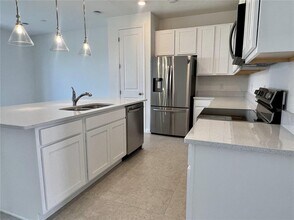 1025 Plantation Ln in Davenport, FL - Building Photo - Building Photo