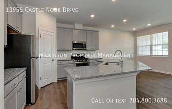 13955 Castle Nook Dr in Charlotte, NC - Building Photo - Building Photo