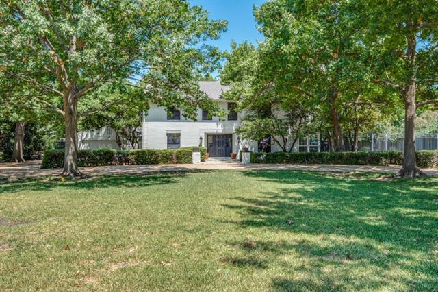 6307 Deloache Ave in Dallas, TX - Foto de edificio