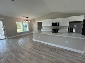 2106 Nelson Rd N in Cape Coral, FL - Building Photo - Building Photo