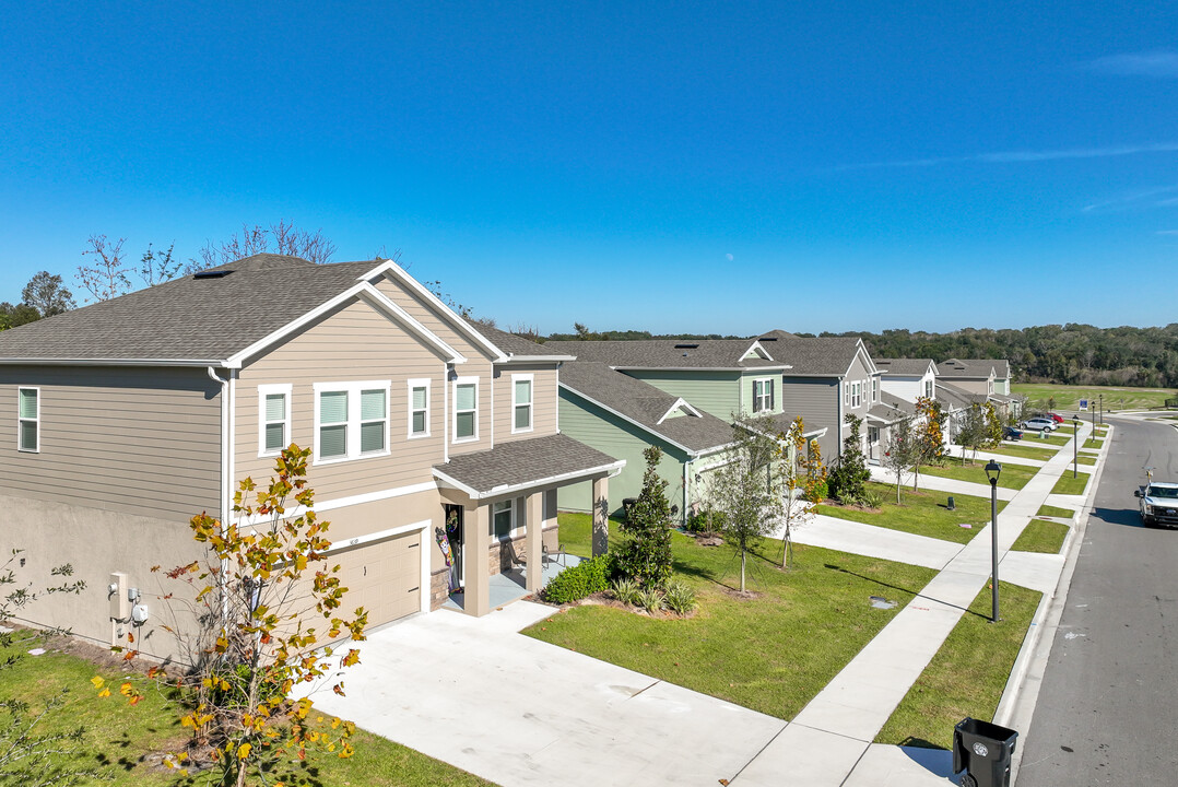 Windward Hills in Apopka, FL - Building Photo