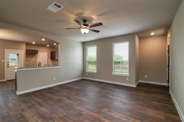 600 Harvest Moon Dr in Venus, TX - Building Photo - Building Photo