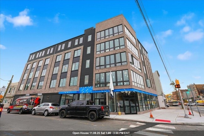 property at 3516 KENNEDY Blvd