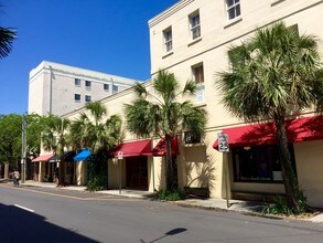 251 Meeting St in Charleston, SC - Building Photo - Building Photo