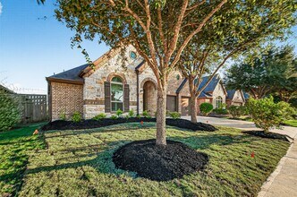 28015 Castle Park Ln in Fulshear, TX - Building Photo - Building Photo