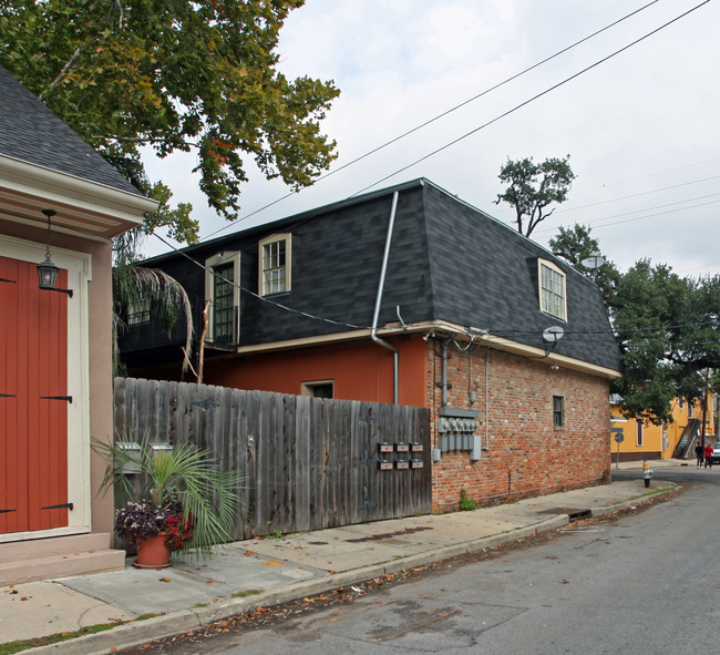 1400 Governor Nicholls St in New Orleans, LA - Foto de edificio - Building Photo