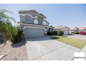 873 W Tremaine Ave in Gilbert, AZ - Building Photo