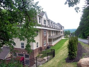 Horizons At Wurtsboro in Wurtsboro, NY - Foto de edificio - Building Photo