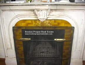 429 Beacon St, Unit 2 in Boston, MA - Building Photo - Building Photo