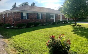 320 Port William Ln in Carrollton, KY - Building Photo