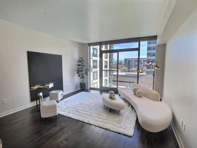 38 N Almaden Blvd in San Jose, CA - Building Photo - Building Photo