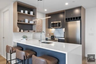 Luxurious Woodside 2 Bedroom/2 Bath  with Views! in Queens, NY - Building Photo - Building Photo