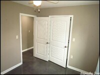 306 Barnes St photo'