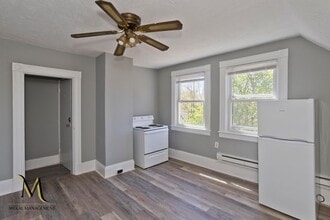 122 Fort Pleasant Ave in Springfield, MA - Building Photo - Building Photo