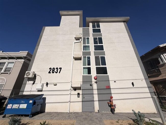 2837 San Marino St