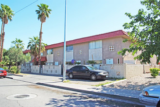 3790 Hazelwood St in Las Vegas, NV - Building Photo - Building Photo