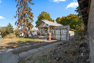 749 S Hatch St in Spokane, WA - Foto de edificio - Building Photo