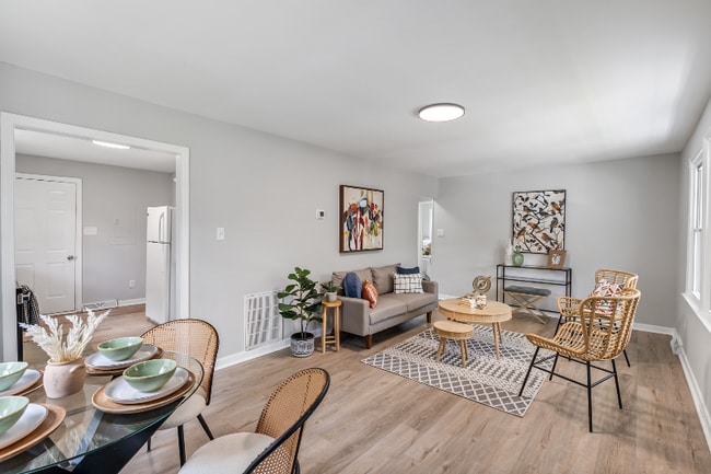 105 Virginia Ave in Petersburg, VA - Building Photo - Building Photo