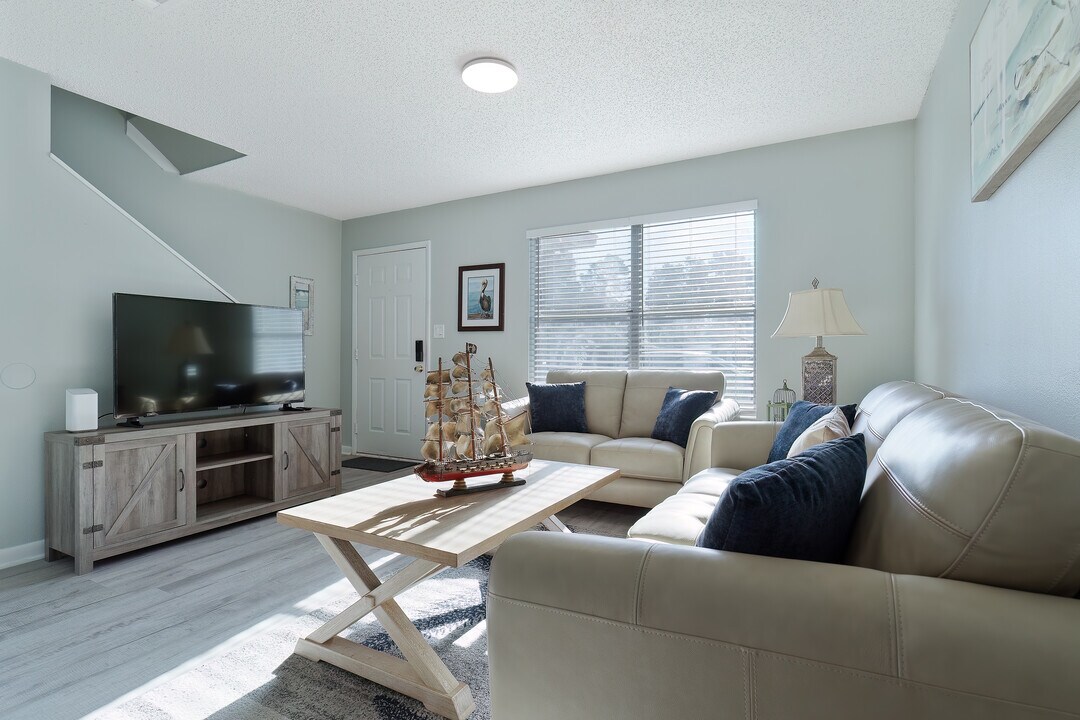Emerald Cove East in Niceville, FL - Building Photo