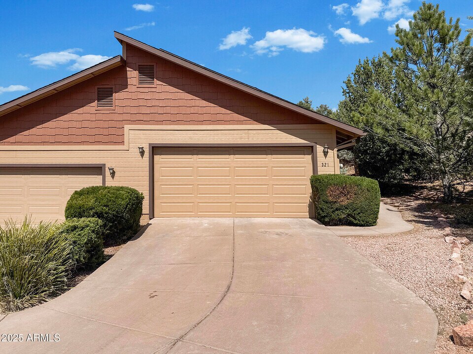 321 South Golden Bear Point in Payson, AZ - Building Photo